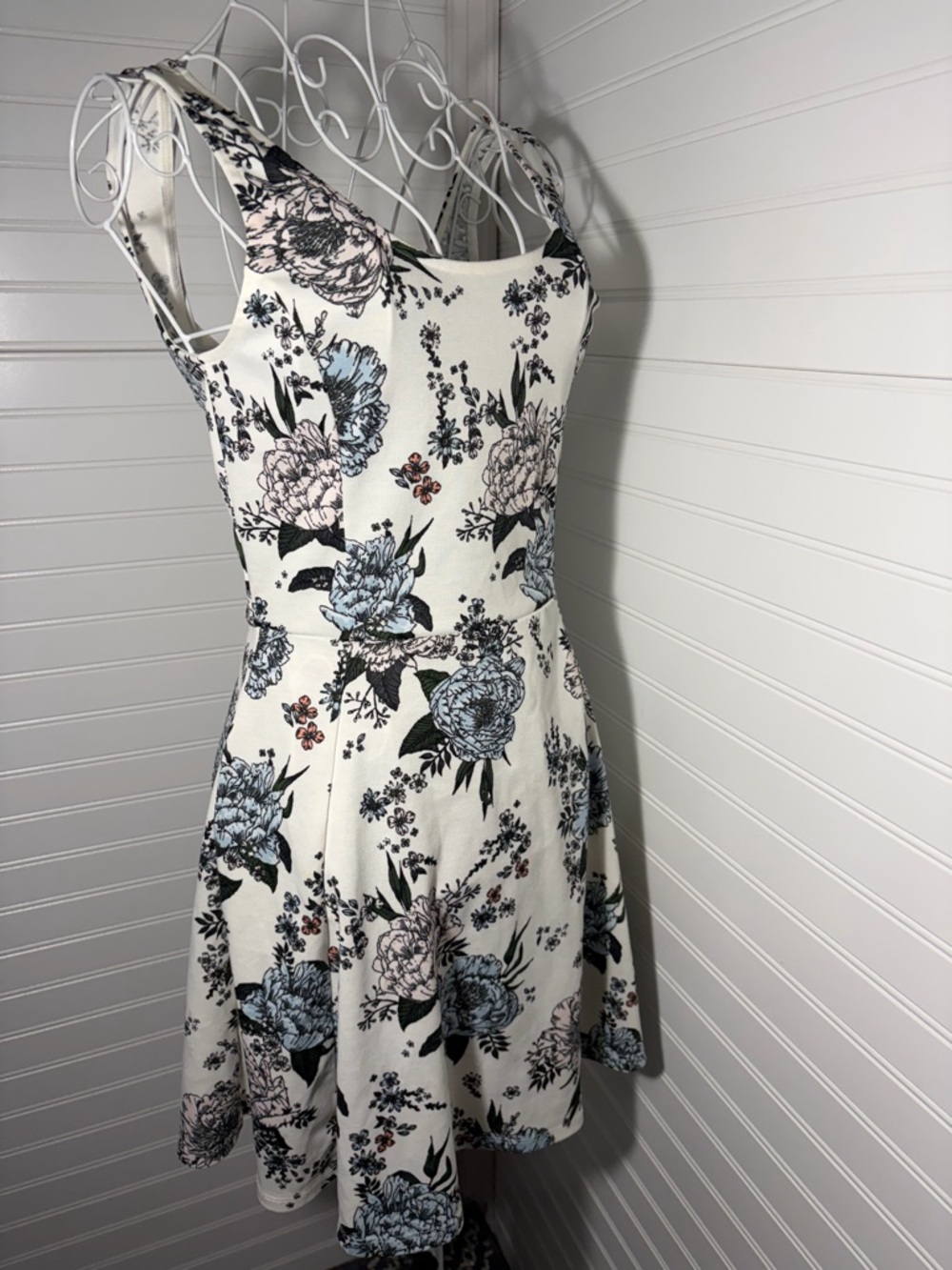 Floral Fit-and-Flare Dress in Ivory with Blue & Pink Blooms - Picture 4 of 10